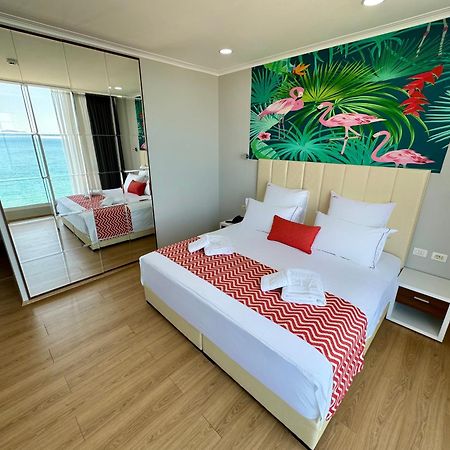 Hotel Britania วญอเรอ ภายนอก รูปภาพ